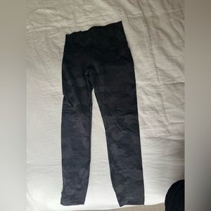 Grey camo lululemon leggings